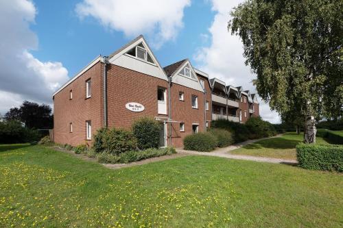 Apartment with Balcony image 9