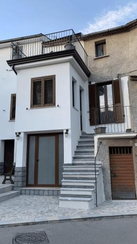 Балкон, ROSALINDA - Borgo Experience Cilento in Торторелла