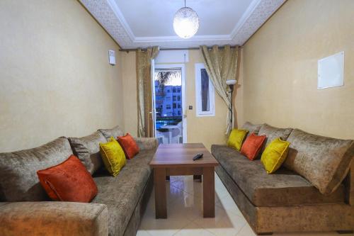 One-Bedroom Apartment with Pool View image 10