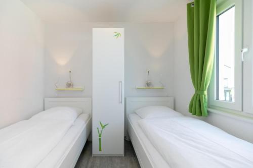 Apartment with Balcony image 6