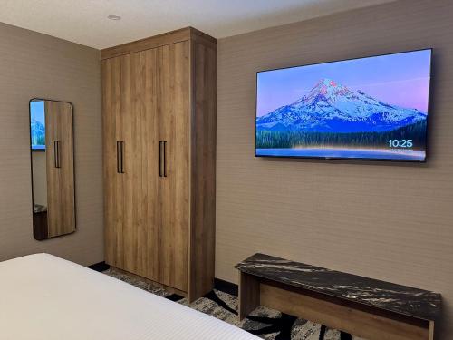 Executive Suite image 10