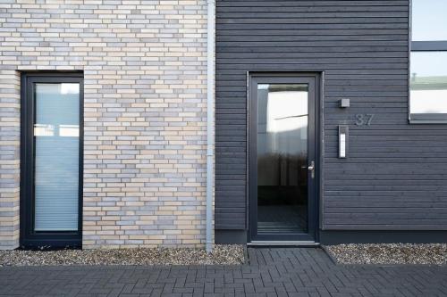 Apartment with Balcony image 7