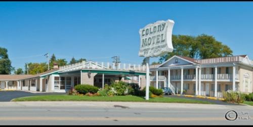 Colony Motel - Accommodation - Brookfield