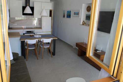 Two-Bedroom Apartment with Terrace image 3