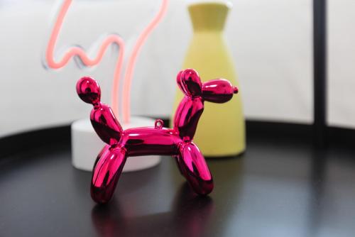 Cute Heritage Home with Balcony close to the City - image 8