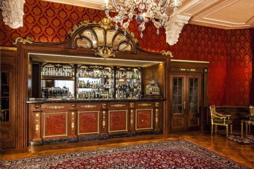 Hotel Regina Palace - main image