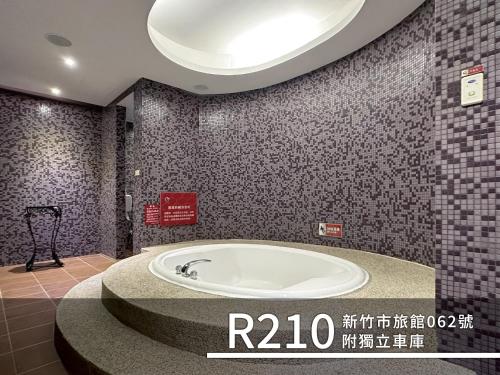 CD Motel near Xinyue Beach