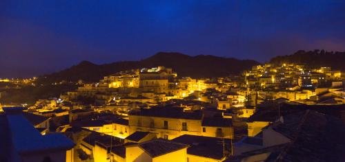  B&B Palazzo Mantegna, Unterkunft in Gioiosa Ionica