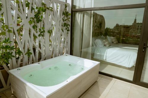 Hot tub, Terrazas Hotel Boutique in La Matuna