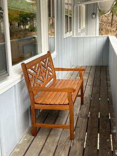 ระเบียง/ชานเรือน, Home away! in ลิตเทิลตัน (NH)