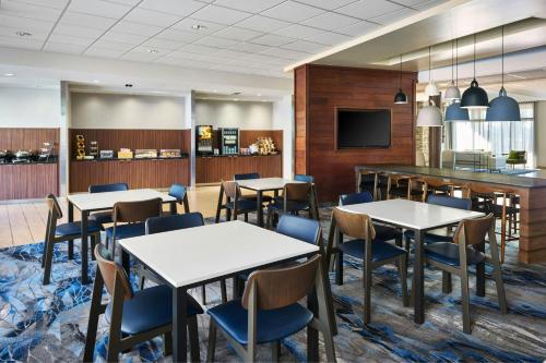 Fairfield by Marriott Inn & Suites Knoxville Turkey Creek - image 7