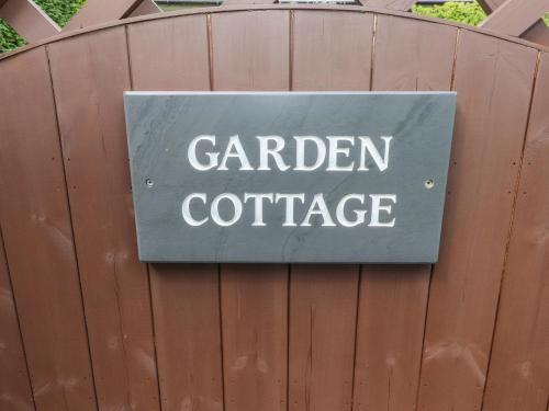 Garden Cottage - image 10