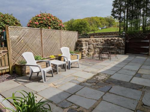 Garden Cottage - image 8