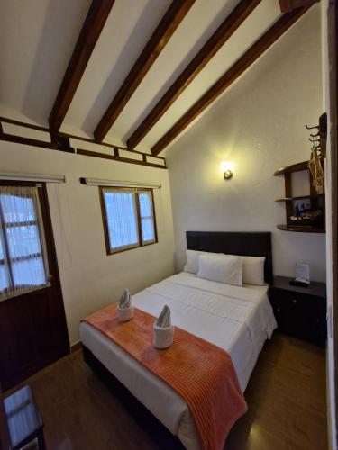 Double Room with Private External Bathroom image 10