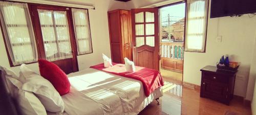 Double Room with Balcony image 10
