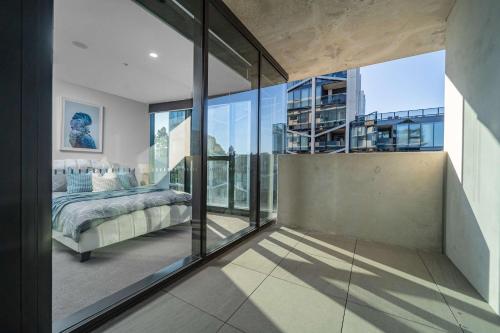 Modern 2 BR apartment in the heart of Canberra center in Majura