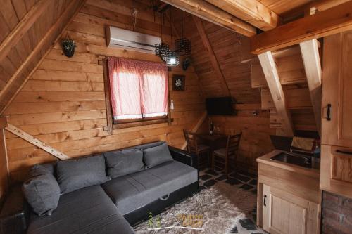 Kolibe Ravno Brdo - image 3