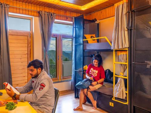 1 bunk bed
