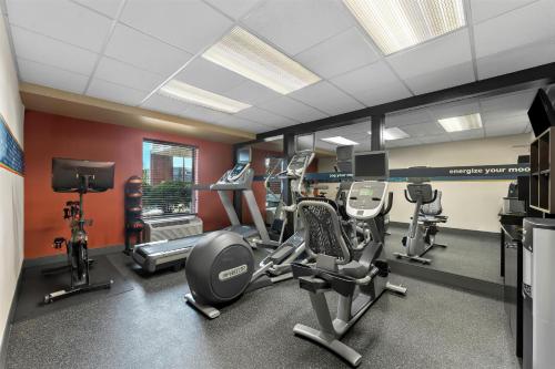 Hampton Inn & Suites Philadelphia/Newtown - 피트니스 센터