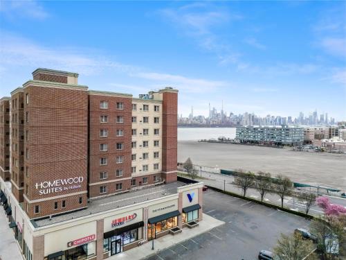 Homewood Suites by Hilton Edgewater-NYC Area in Edgewater, USA