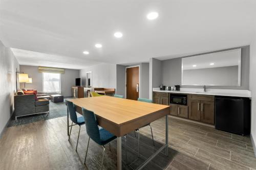 Hampton Inn & Suites Philadelphia/Newtown - 편의 시설/서비스