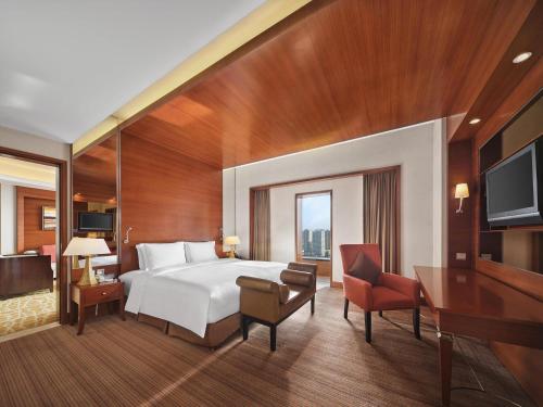 Hilton Executive Double Room with Access to the Executive Lounge room in Hilton Hefei