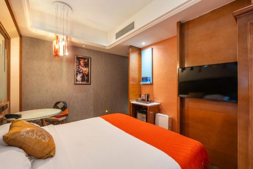 hotel photo