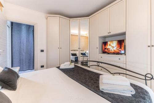 Modern 2 Bedroom Apt Cinecitta, Řím (fotografie 8)