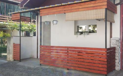 TVIS studios in جيفجيليجا