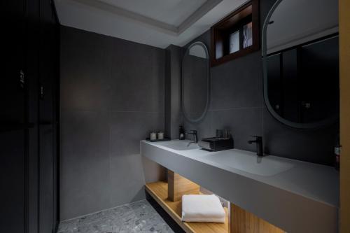 Budget Twin Room image 1