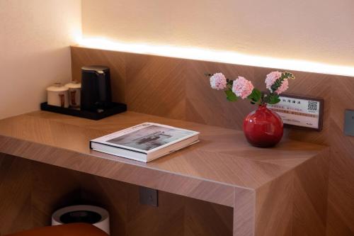 Twin Room image 1