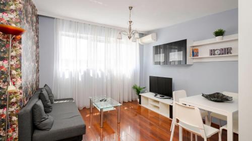 Central Cozy 1BD Compact Chic Living by Flat Mаnager, Sofía