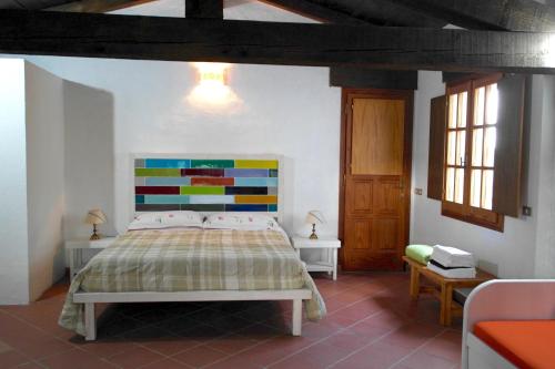  B&B Una Casa tra gli Alberi, Pension in Sant’Antonio di Gallura