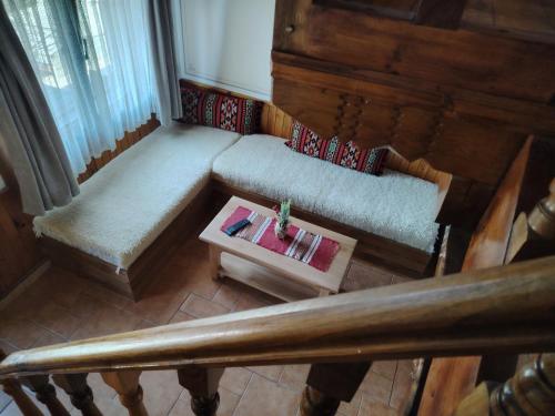 Apartment - Split Level
