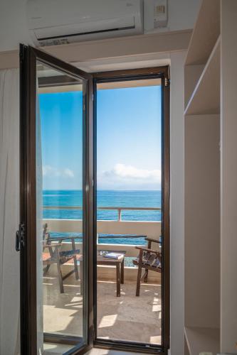 View, Argo Rooms-Papadakis in Kissamos