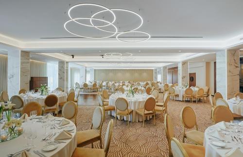 餐廳, Odysseia Hotel Kapetanios in 利馬索爾郊區