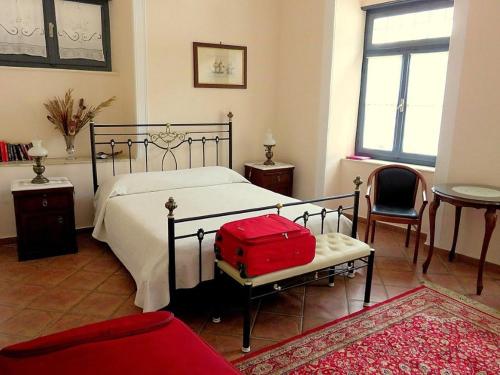 Phaedra Hotel