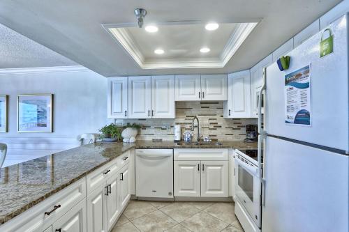 Emerald Isle 602 in St Pete Beach, USA
