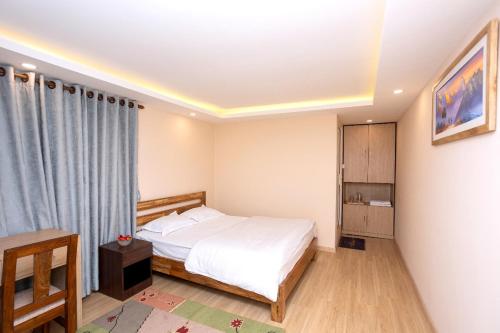 Kathmandu room with great view, like resort in Swayambhu