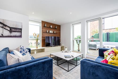Chiswick Park 3 bed 3 bath West London - Parking, Londýn