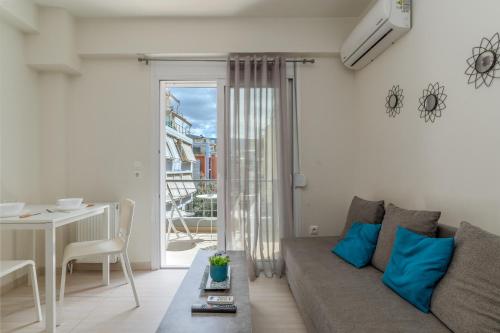 Elvita Apartments 3, Atény