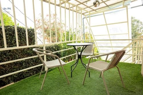 Balcony/terrace, Kathmandu room with great view, like resort in Swayambhu