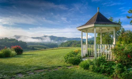 Blue Mountain Mist Country Inn in Pigeon Forge, USA