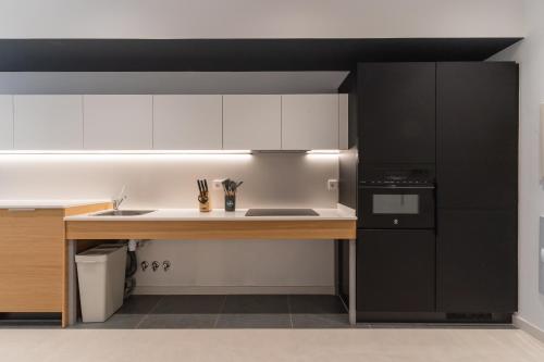 Modern and Bright-1Bedroom 1Bath-Av. de América Room Type - One-Bedroom Apartment 10