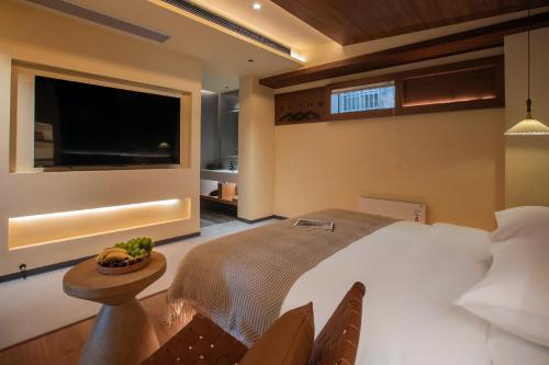 Double Room image 2