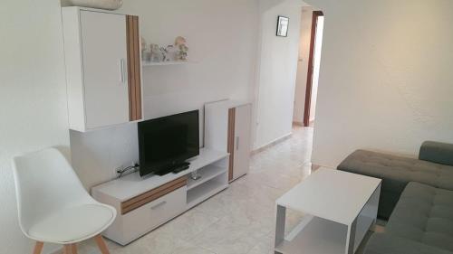 Two-Bedroom Apartment image 3