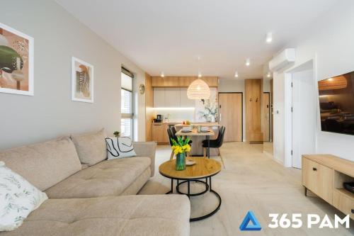 365PAM - Apartament TUKAN Premium w SARBINOVE z garażem, Сарбиново