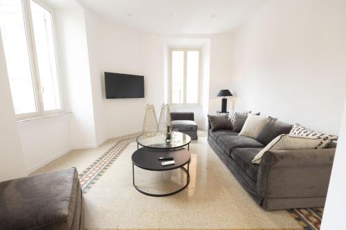 Splendor Eternal 3 BR Apartment in the City Center, Roma (foto 3)