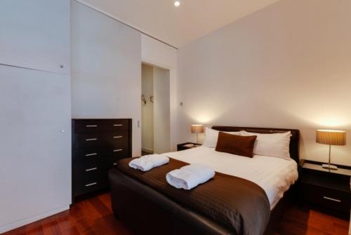 3 Bedroom Apartment Central Liverpool, Liverpool (photo 4)