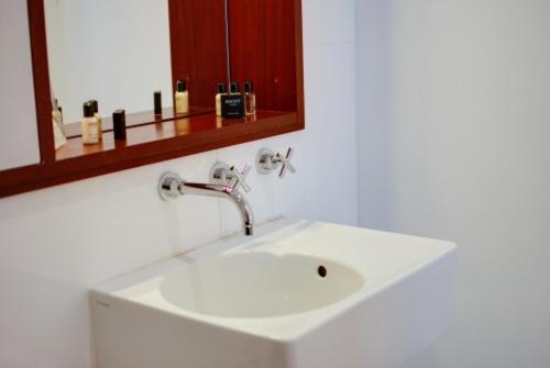 3 Bedroom Apartment Central Liverpool, Liverpool (photo 9)